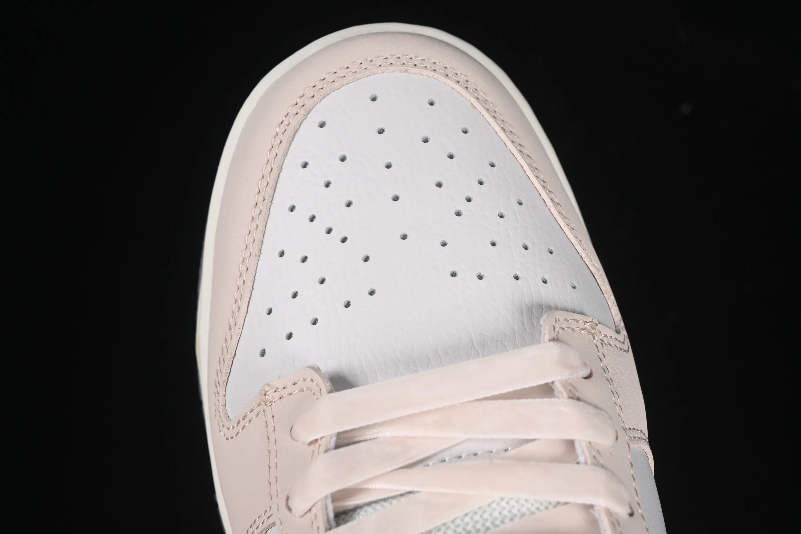 All categories Nk SB Dunk series Nk SB Dunk Low low-top sneakers Nk SB Dunk Low white light pink SB low-top casual sneakers FB7901-601